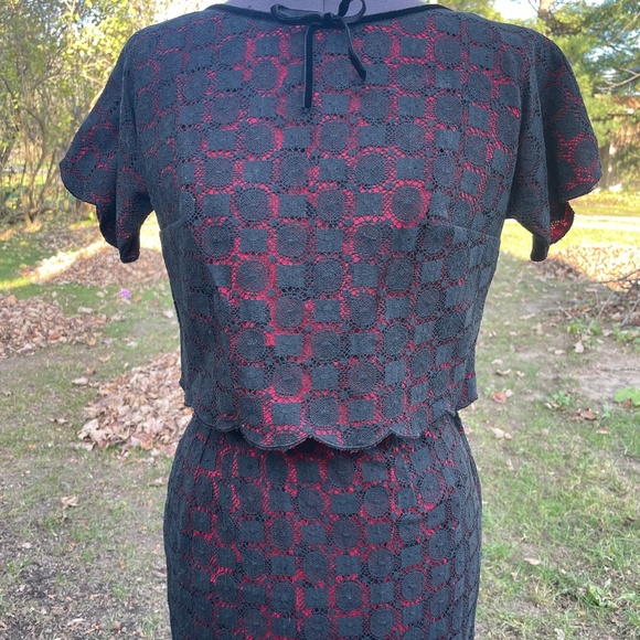 Vintage Ilene Ricky Three Piece Wiggle Cocktail Dress, Red and Black Lace Petite - Picture 3 of 14